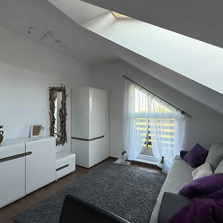 Apartmán Ostoja Parking Nieopodal Mechelinki I Rewa *