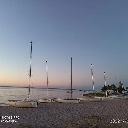 Ostoja Parking Nieopodal Mechelinki I Rewa Apartmán